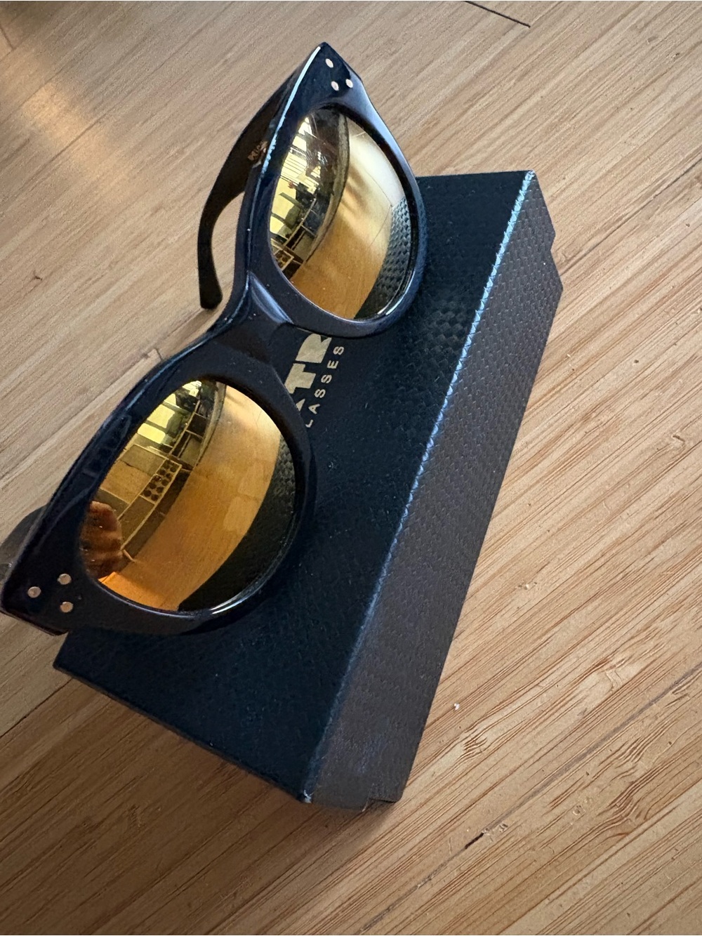 Spektre She Loves You Sunglasses with Gold Mirror Lense